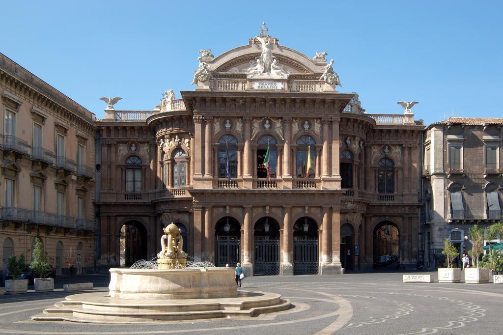 Appartamento Al Teatro Massimo カターニア エクステリア 写真